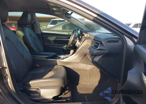 2019 Toyota Camry Se z USA, uszkodzony, nr VIN 4T1B11HK3KU781072